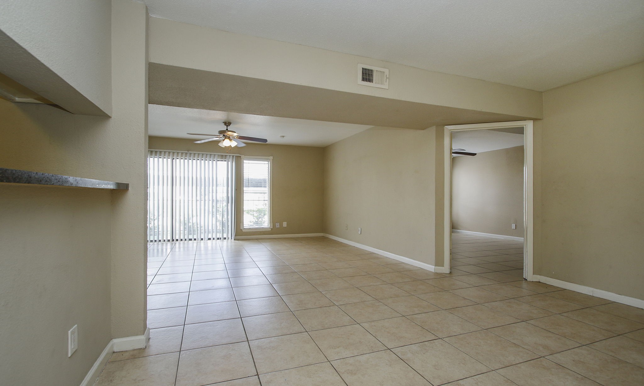 2822 S Bartell Drive 6 Property Photo 4
