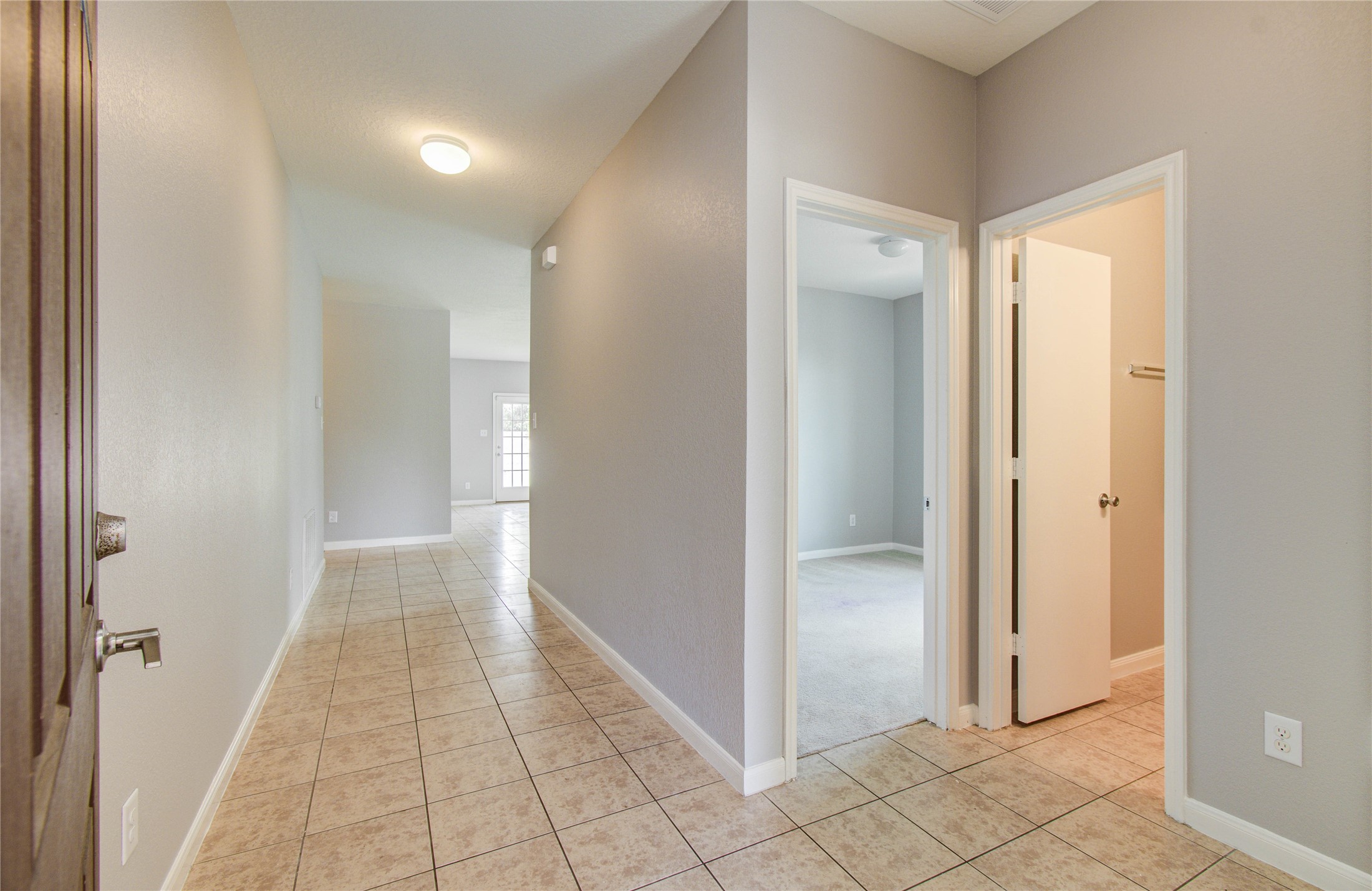 19718 Redwood Manor Lane Property Photo 5