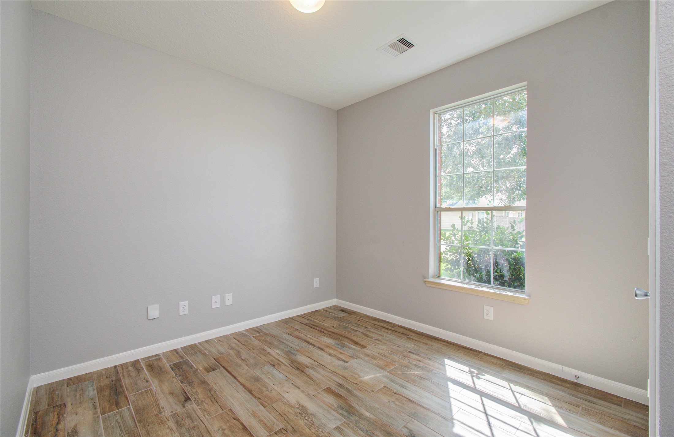 19718 Redwood Manor Lane Property Photo 6