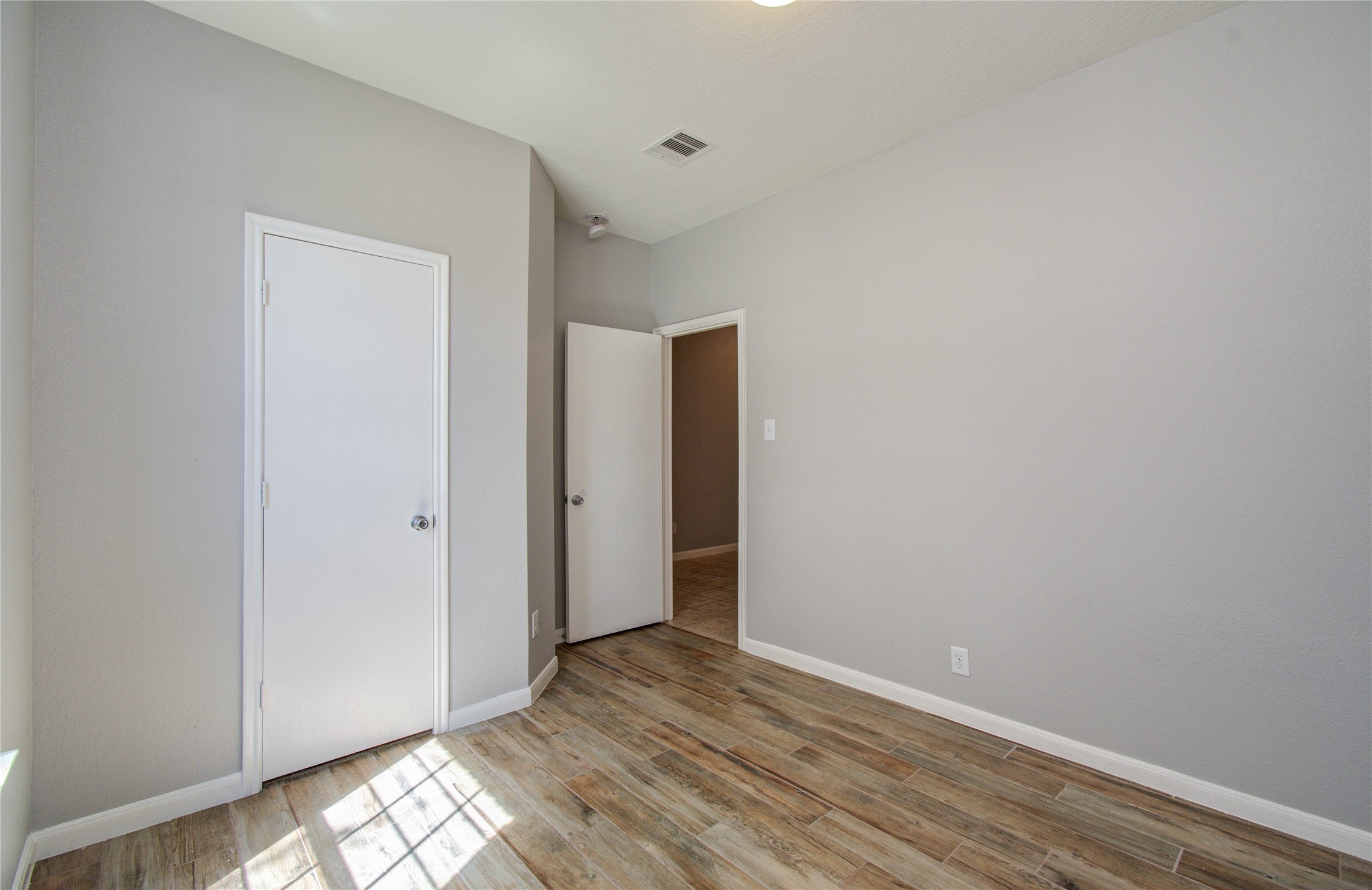 19718 Redwood Manor Lane Property Photo 7