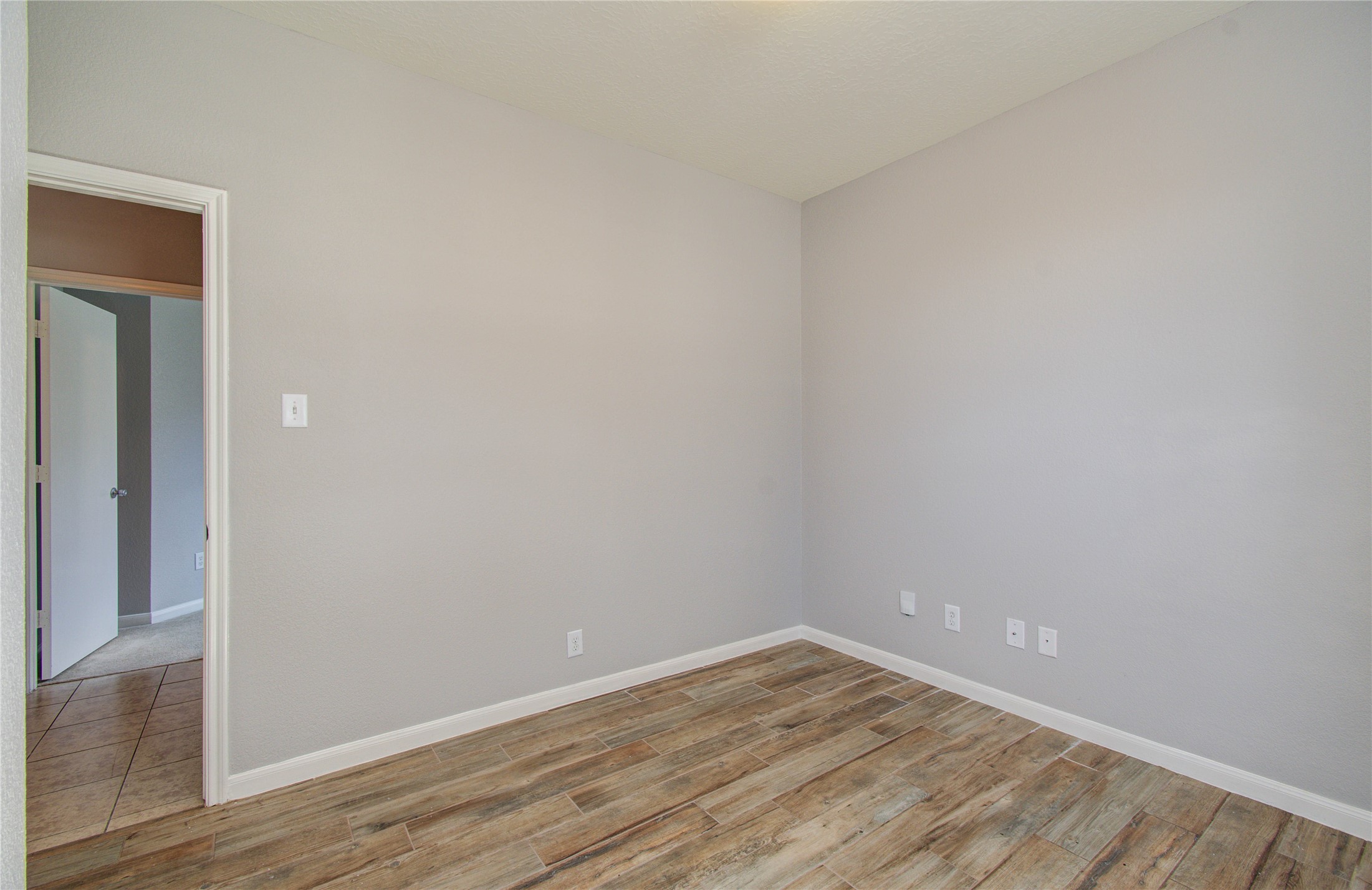 19718 Redwood Manor Lane Property Photo 8