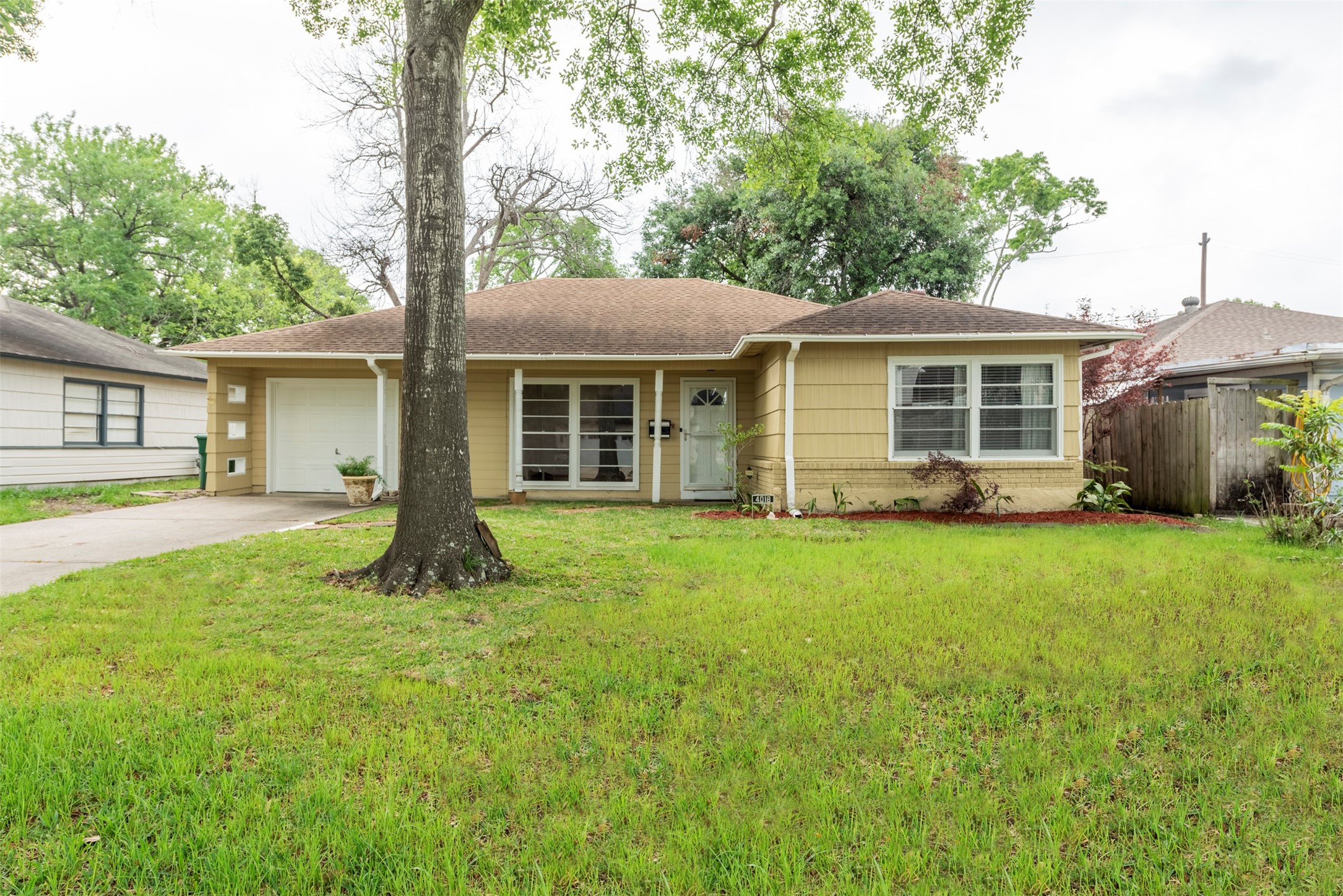 4018 Woodshire Street Property Photo 1