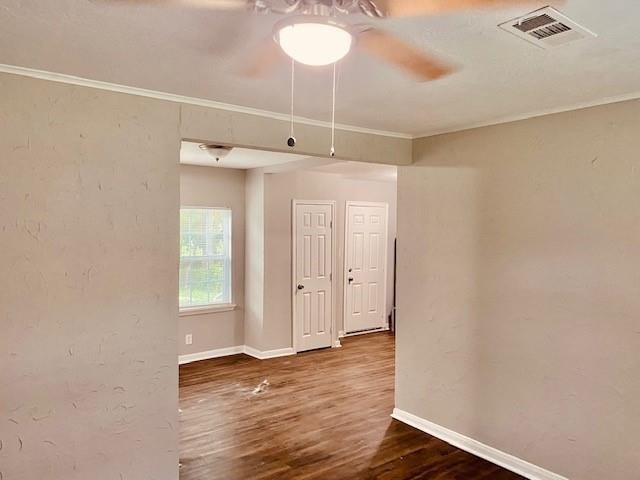 942 Oakstone Street Property Photo 9