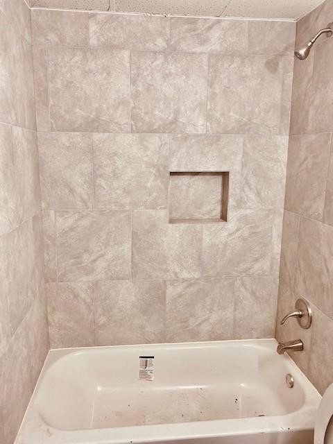 942 Oakstone Street Property Photo 13