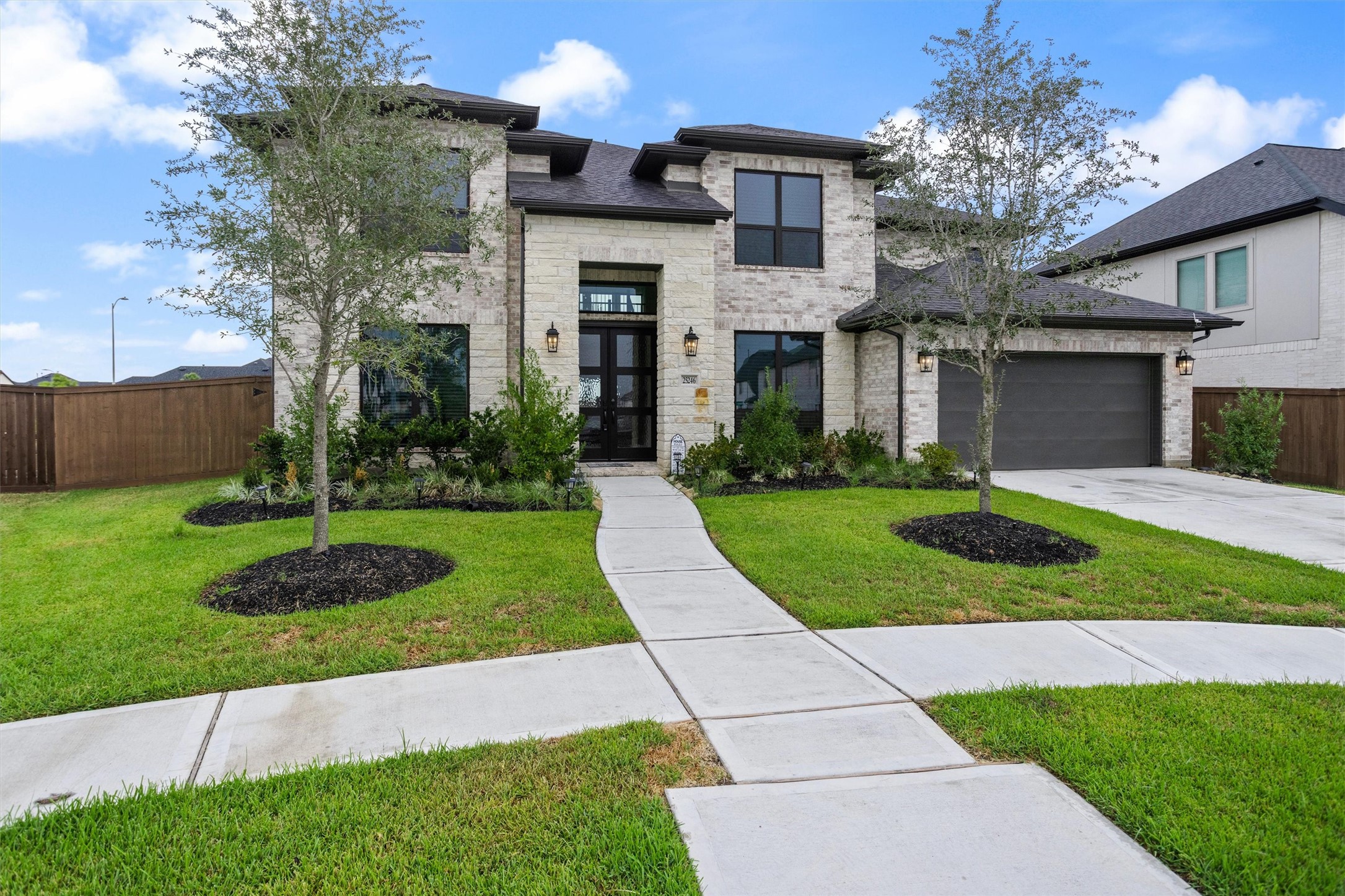 25246 Bamburgh Drive Property Photo 6