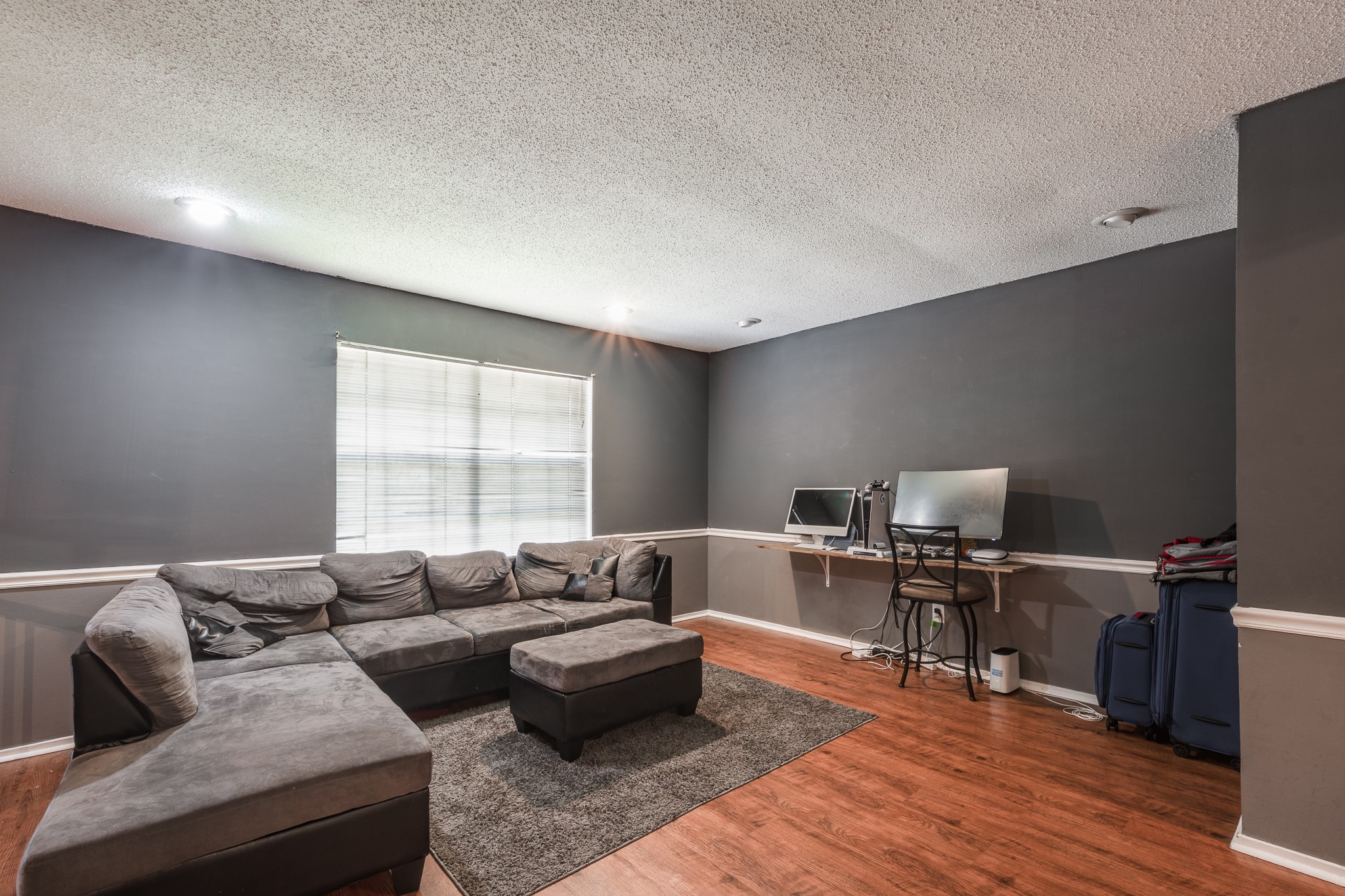 3423 Meadowview Drive Property Photo 16