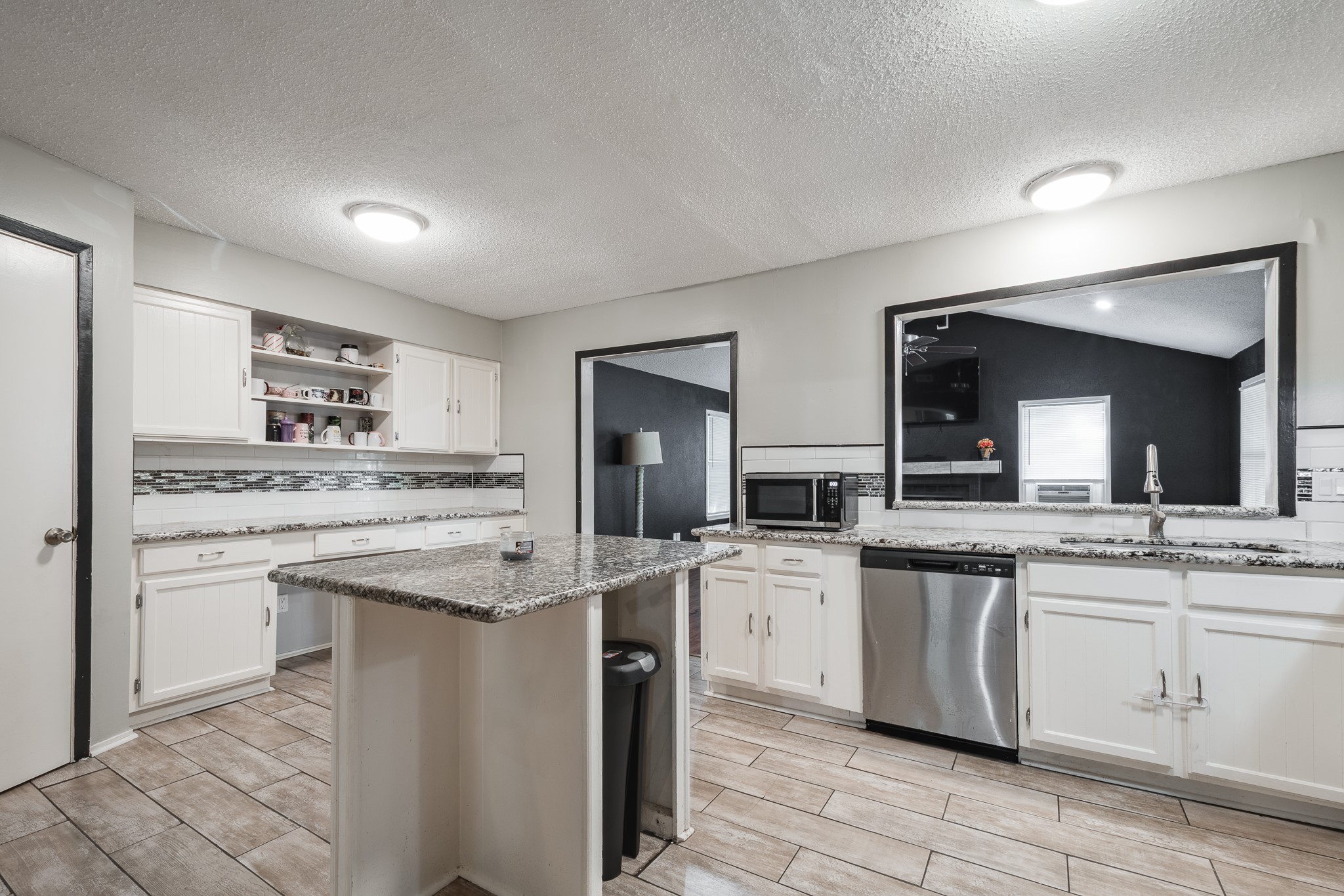 3423 Meadowview Drive Property Photo 20