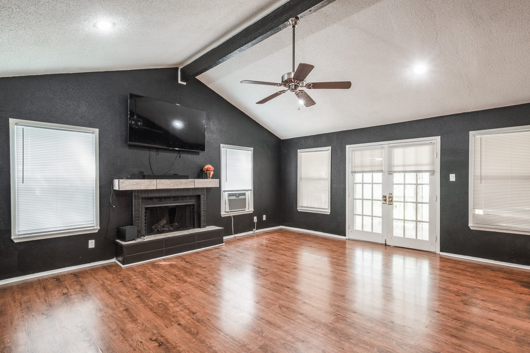 3423 Meadowview Drive Property Photo 23