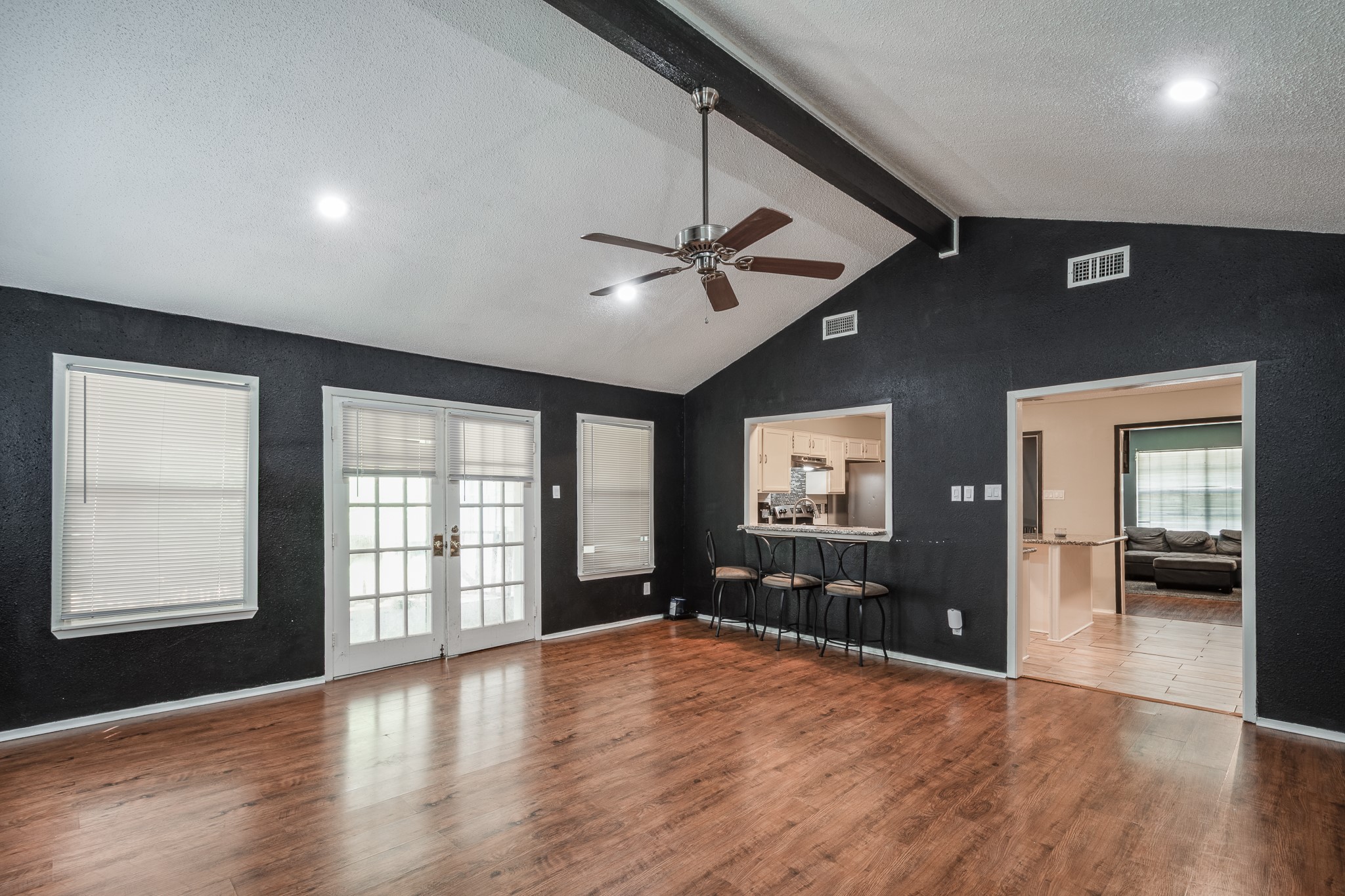 3423 Meadowview Drive Property Photo 24