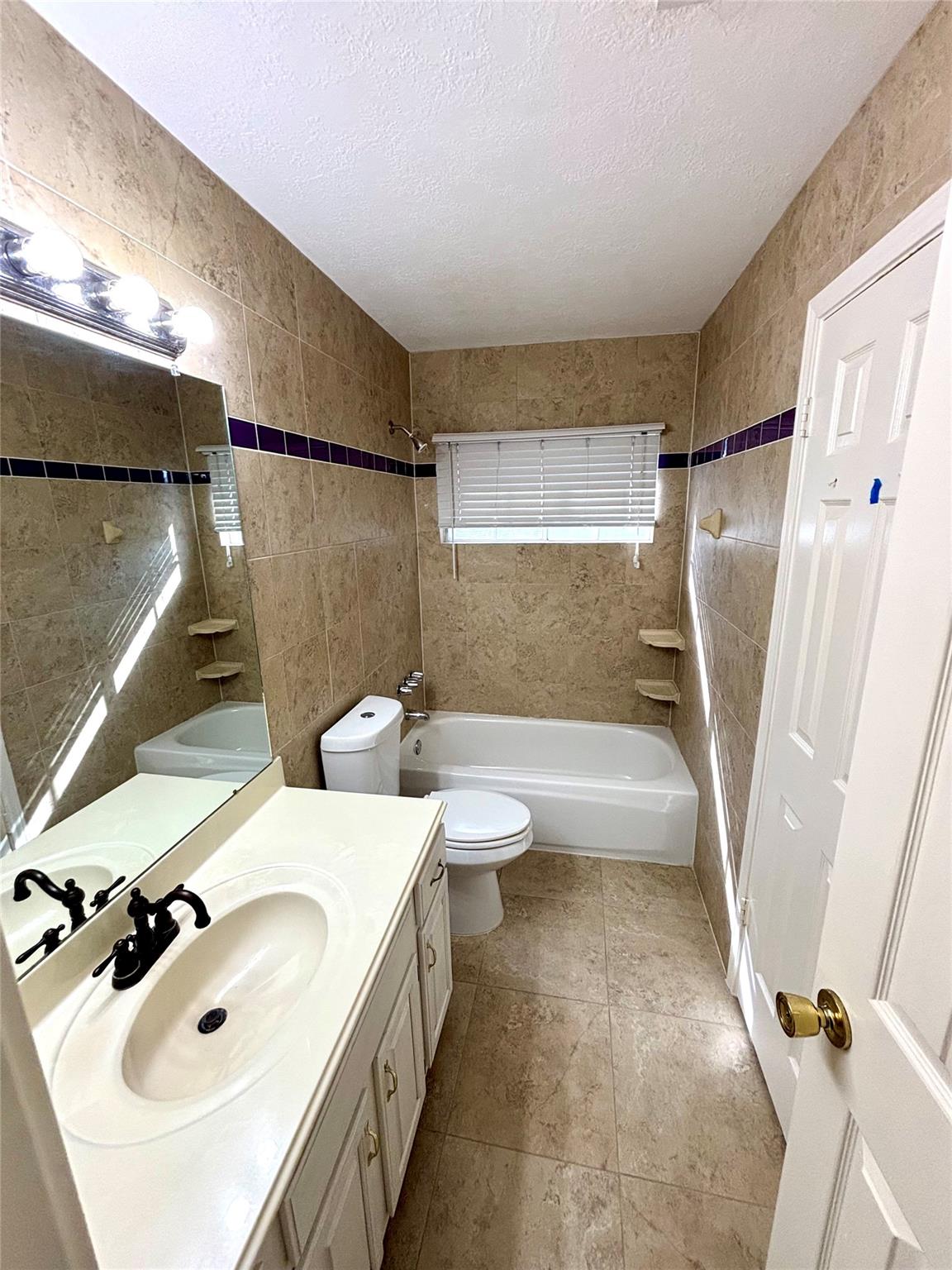 4738 Summer Lakes Streets Property Photo 18
