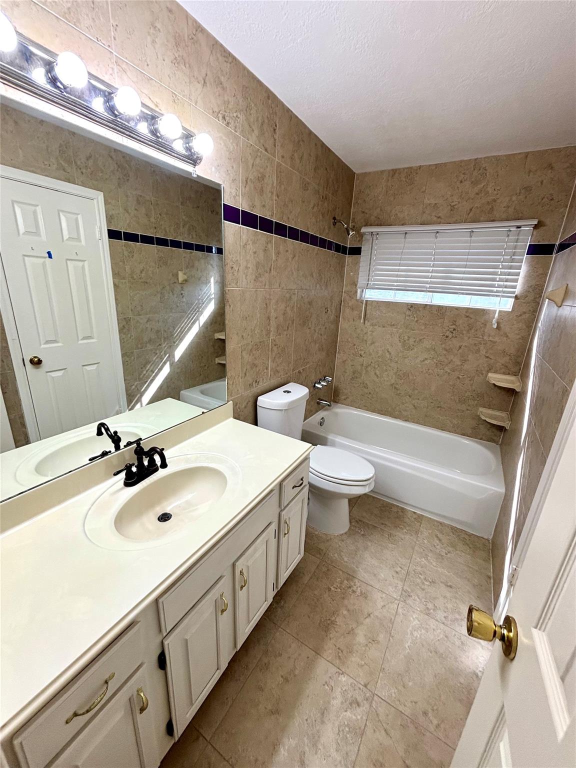 4738 Summer Lakes Streets Property Photo 19