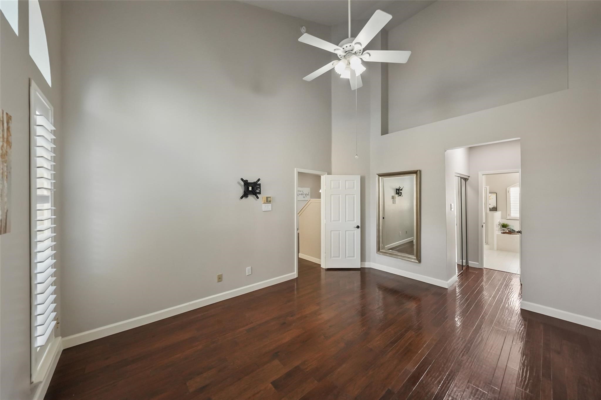 2351 Summit Way Property Photo 14