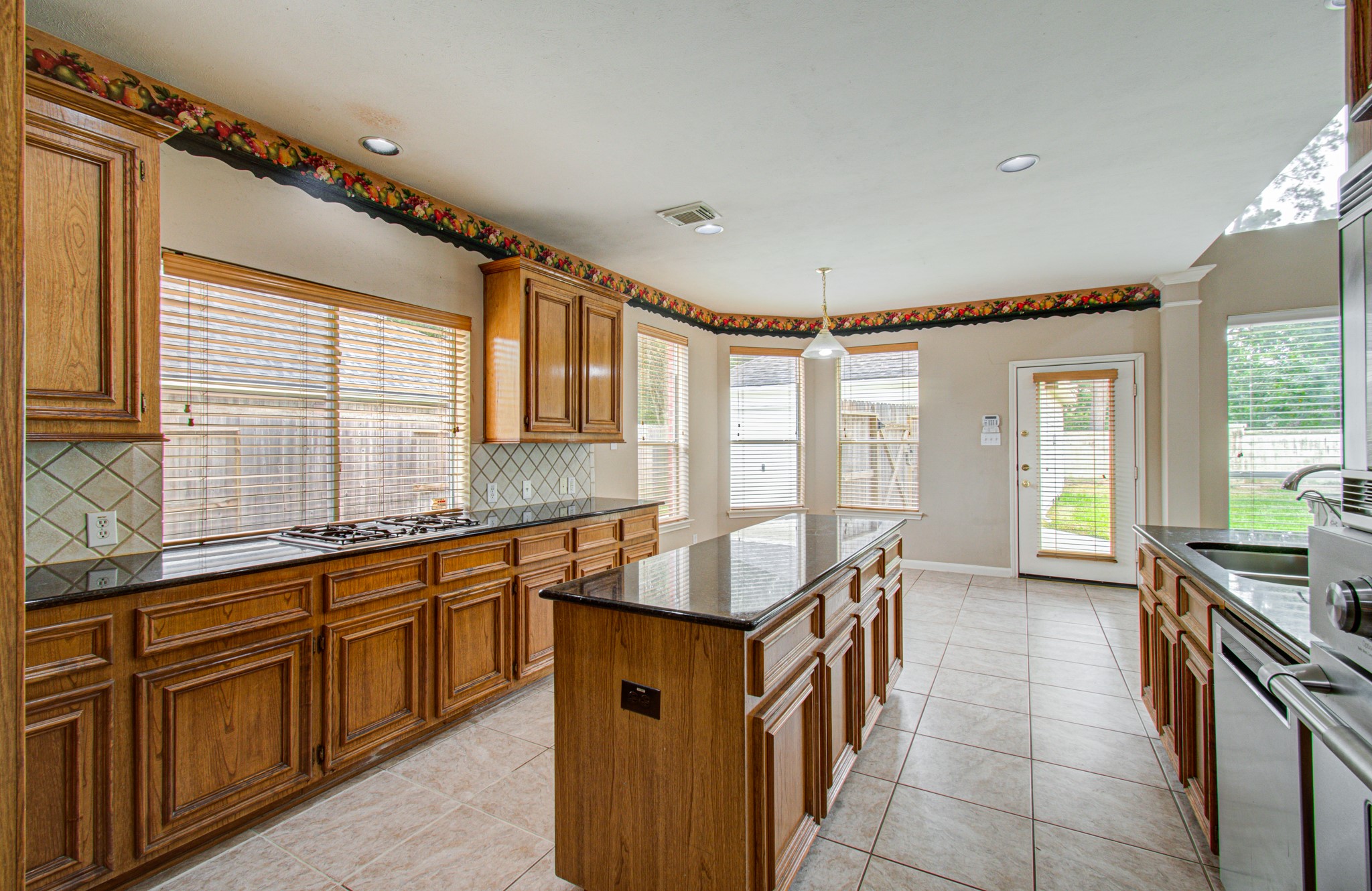15919 Hurstfield Pointe Drive Property Photo 9
