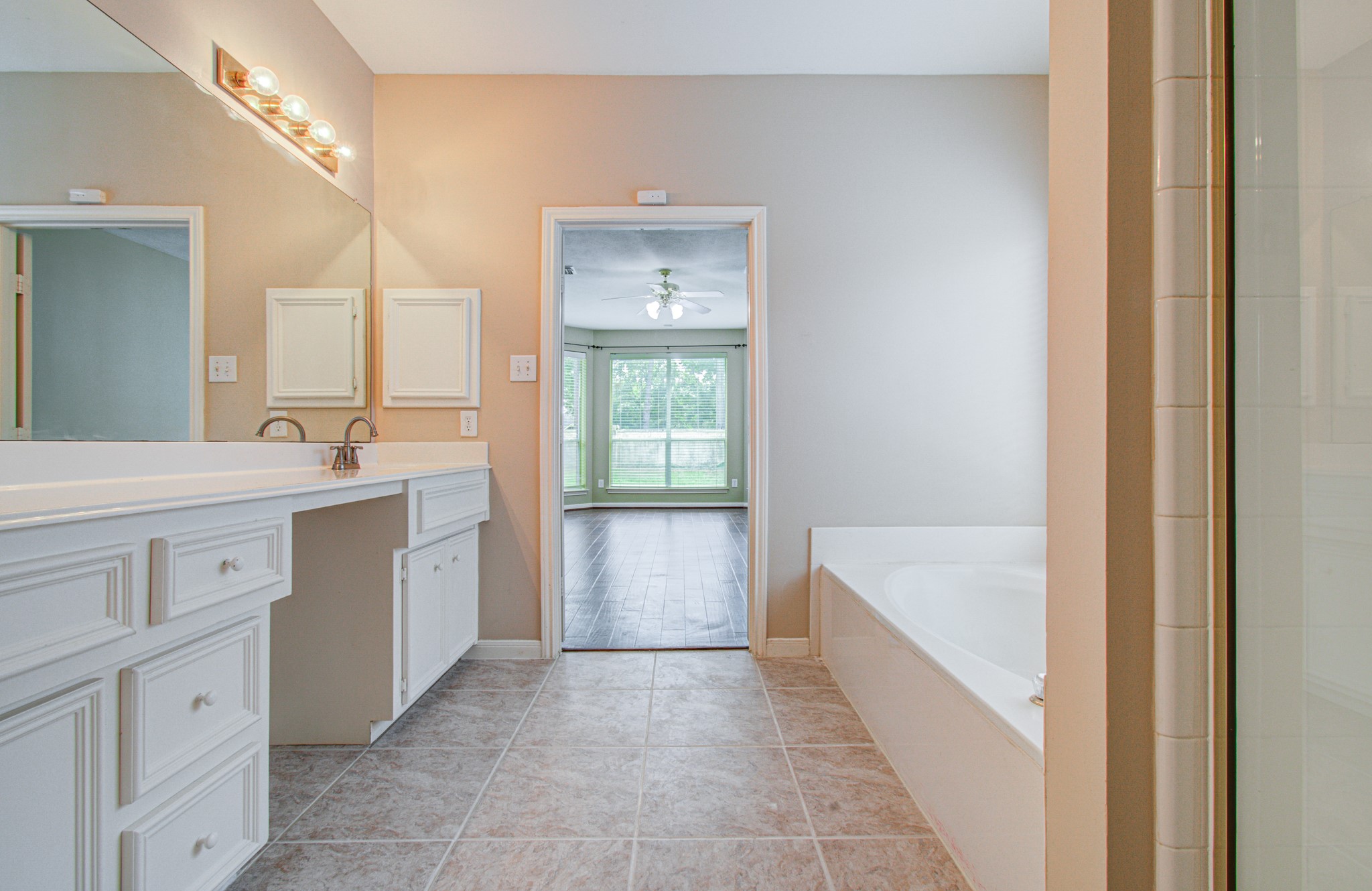 15919 Hurstfield Pointe Drive Property Photo 24
