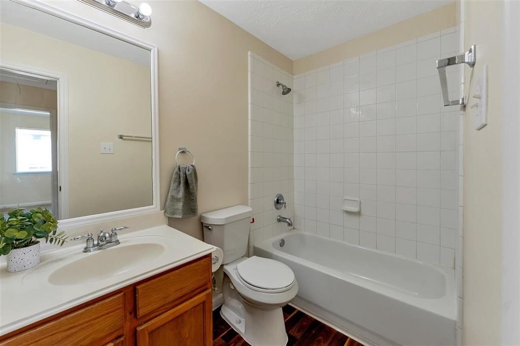 16790 N Bob White Drive Property Photo 5