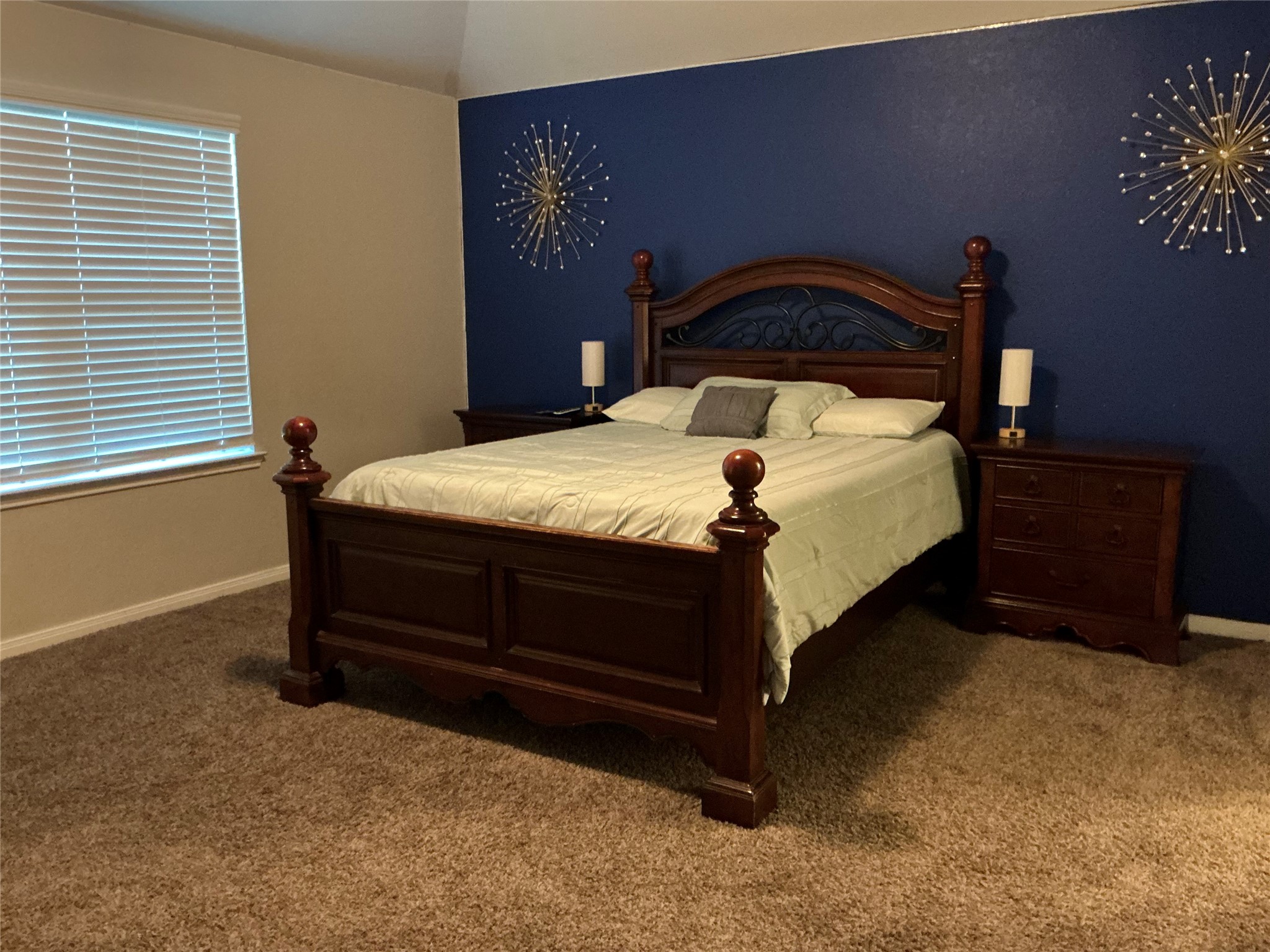 4030 Emperor Valley Lane Property Photo 6