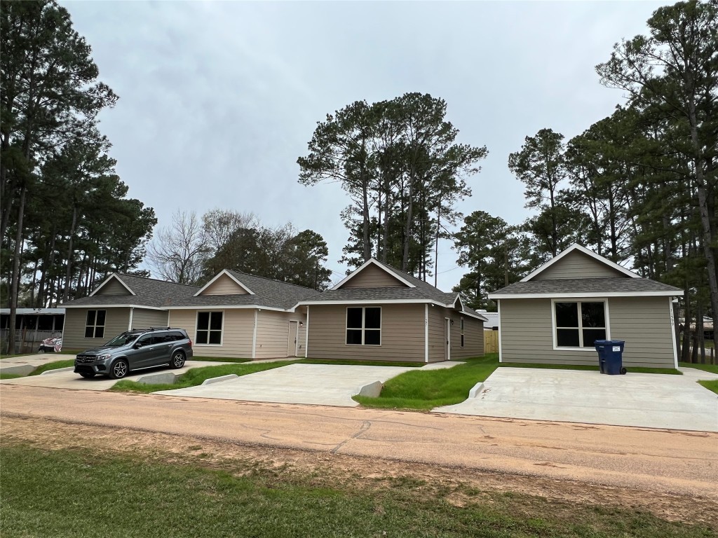 11595 Persimmon Street Property Photo 2