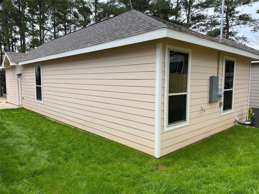 11595 Persimmon Street Property Photo 3