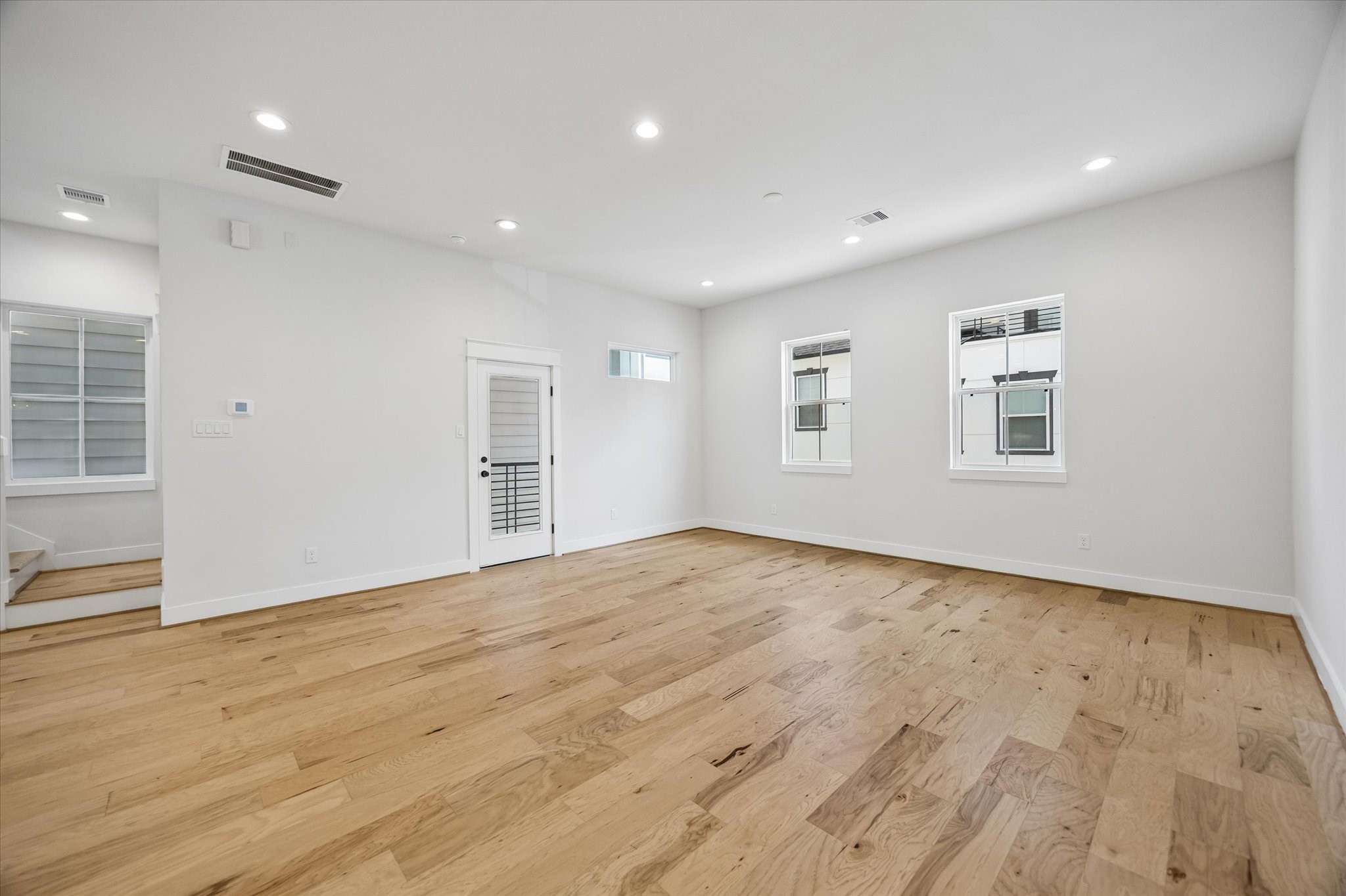 5406 Wheatley Street E Property Photo 6