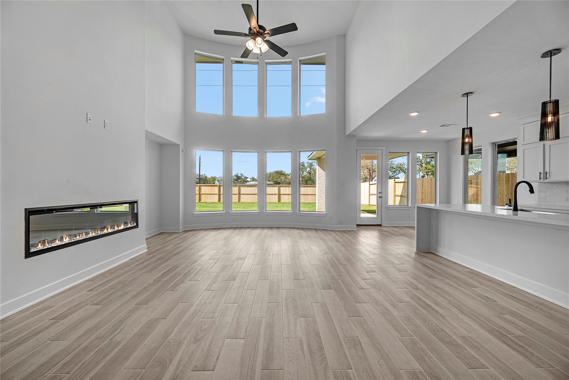 1523 Watermont Drive Property Photo 3
