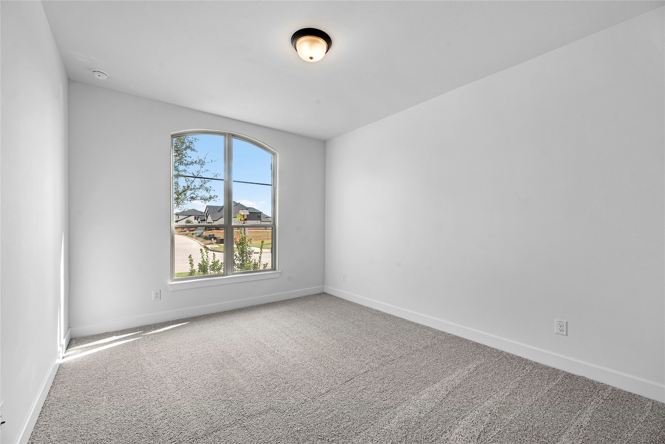 1523 Watermont Drive Property Photo 15