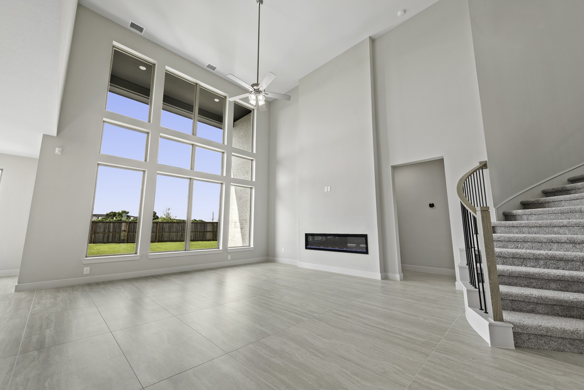 26918 Dazzling Sky Drive Property Photo 7