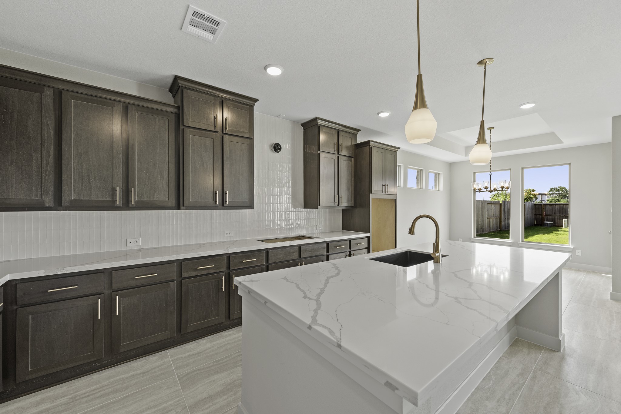 26918 Dazzling Sky Drive Property Photo 13