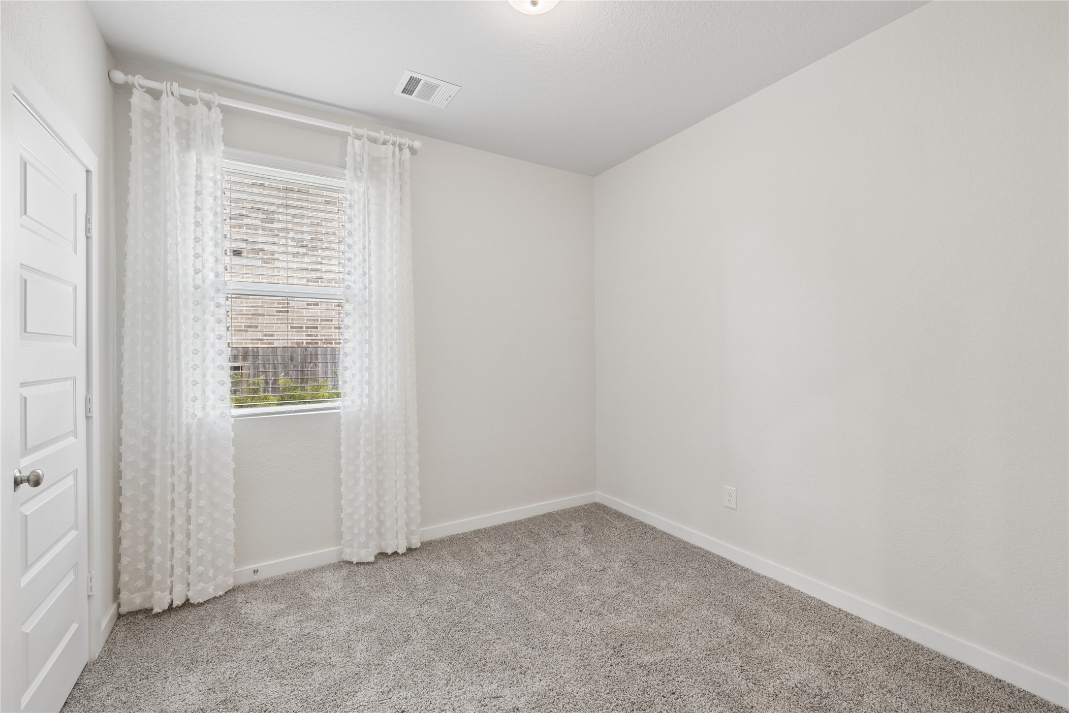 9848 Sweet Flag Ct Property Photo 15