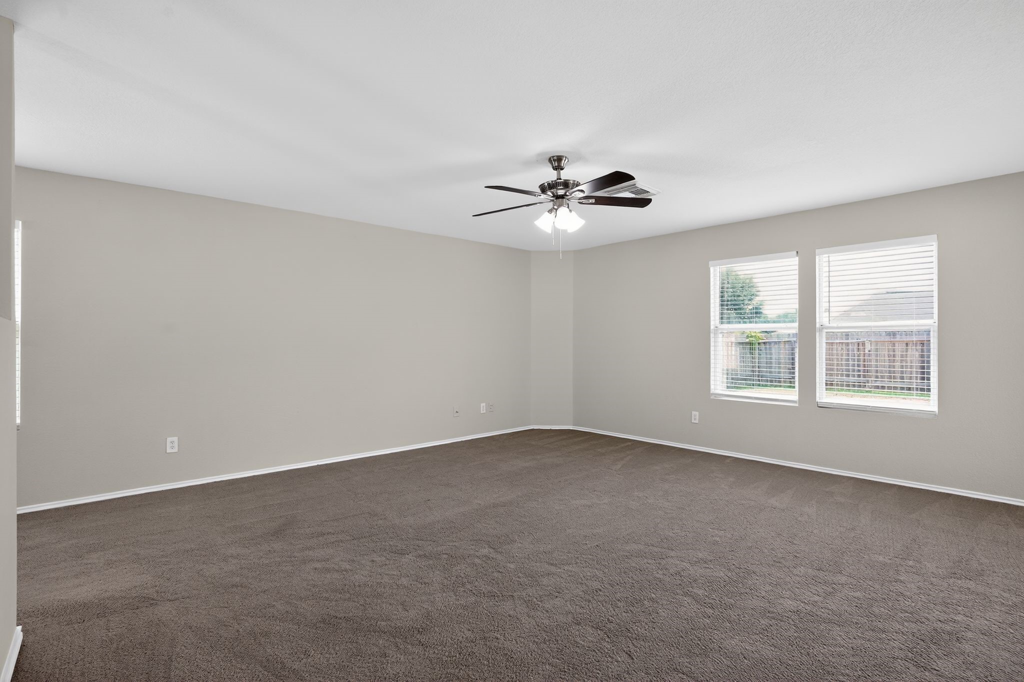 314 Falling Pine Drive Property Photo 6