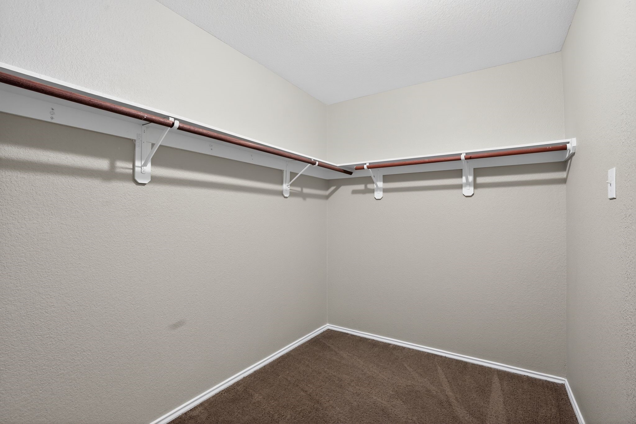 314 Falling Pine Drive Property Photo 31