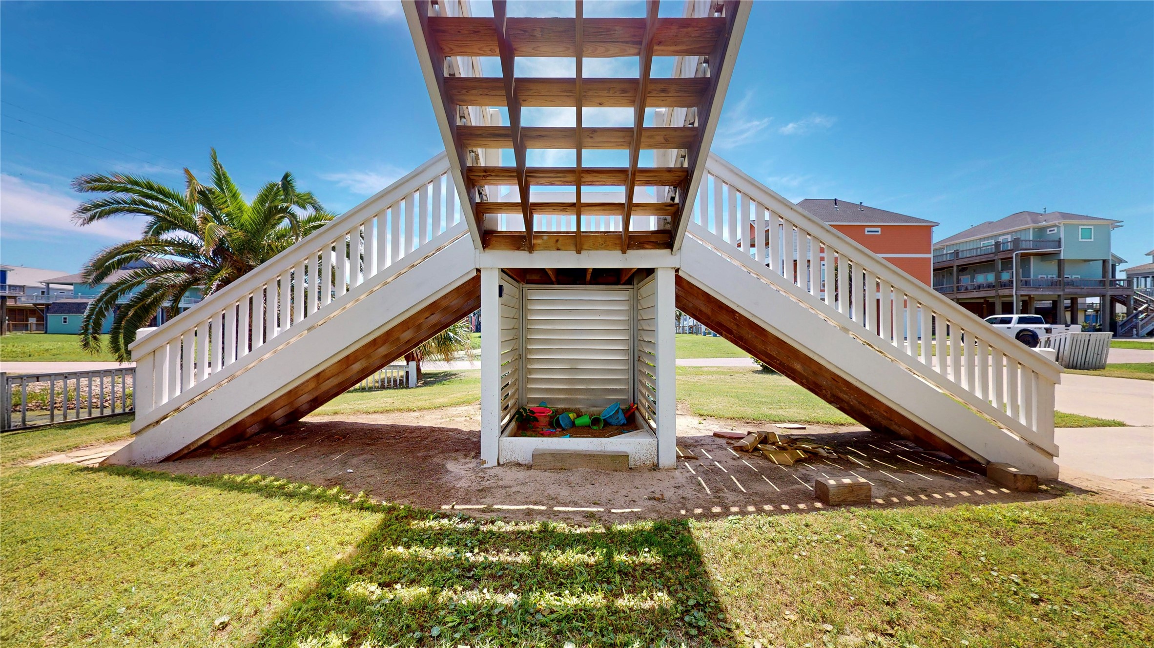 942 Kent Property Photo 13