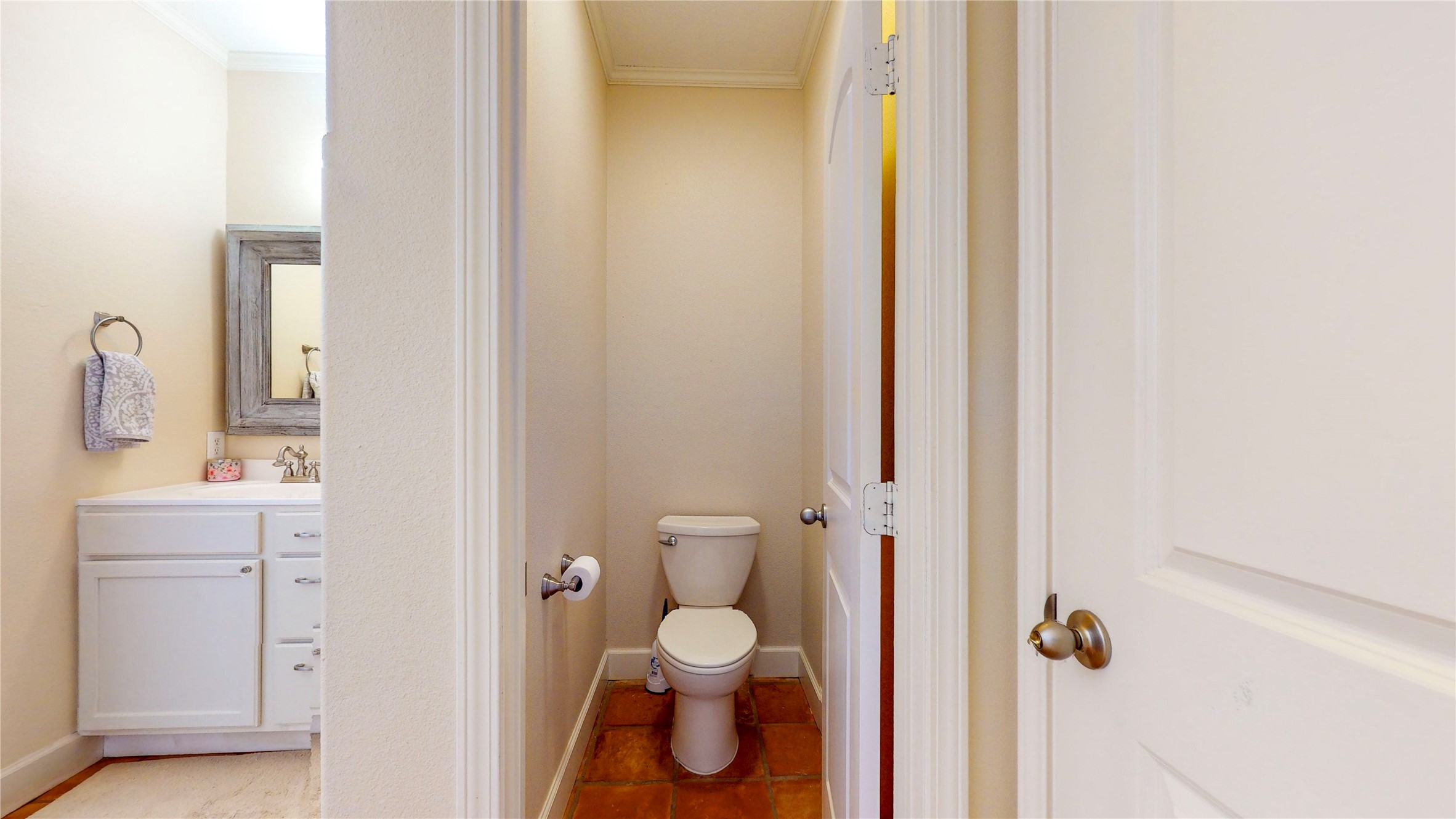 942 Kent Property Photo 37