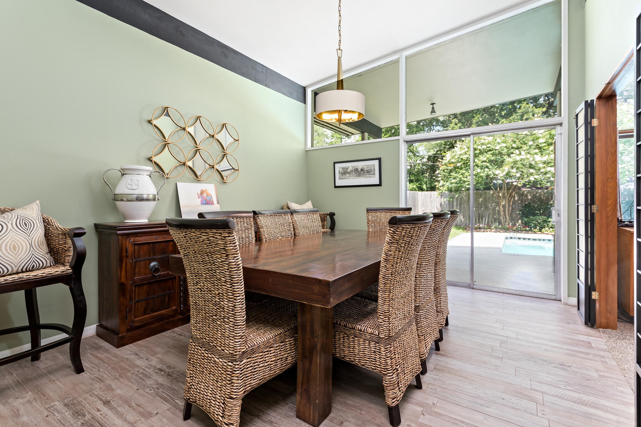 1240 Oakcrest Circle Property Photo 11