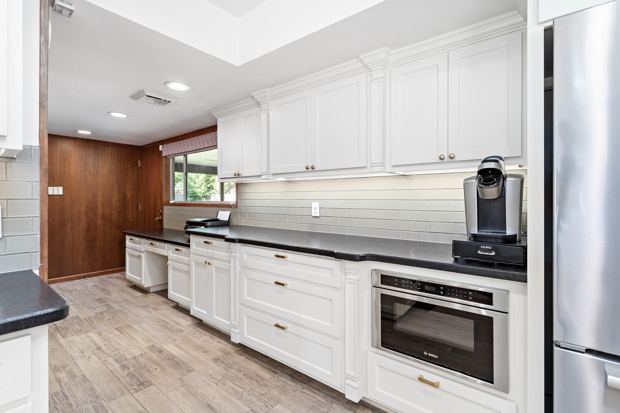 1240 Oakcrest Circle Property Photo 14