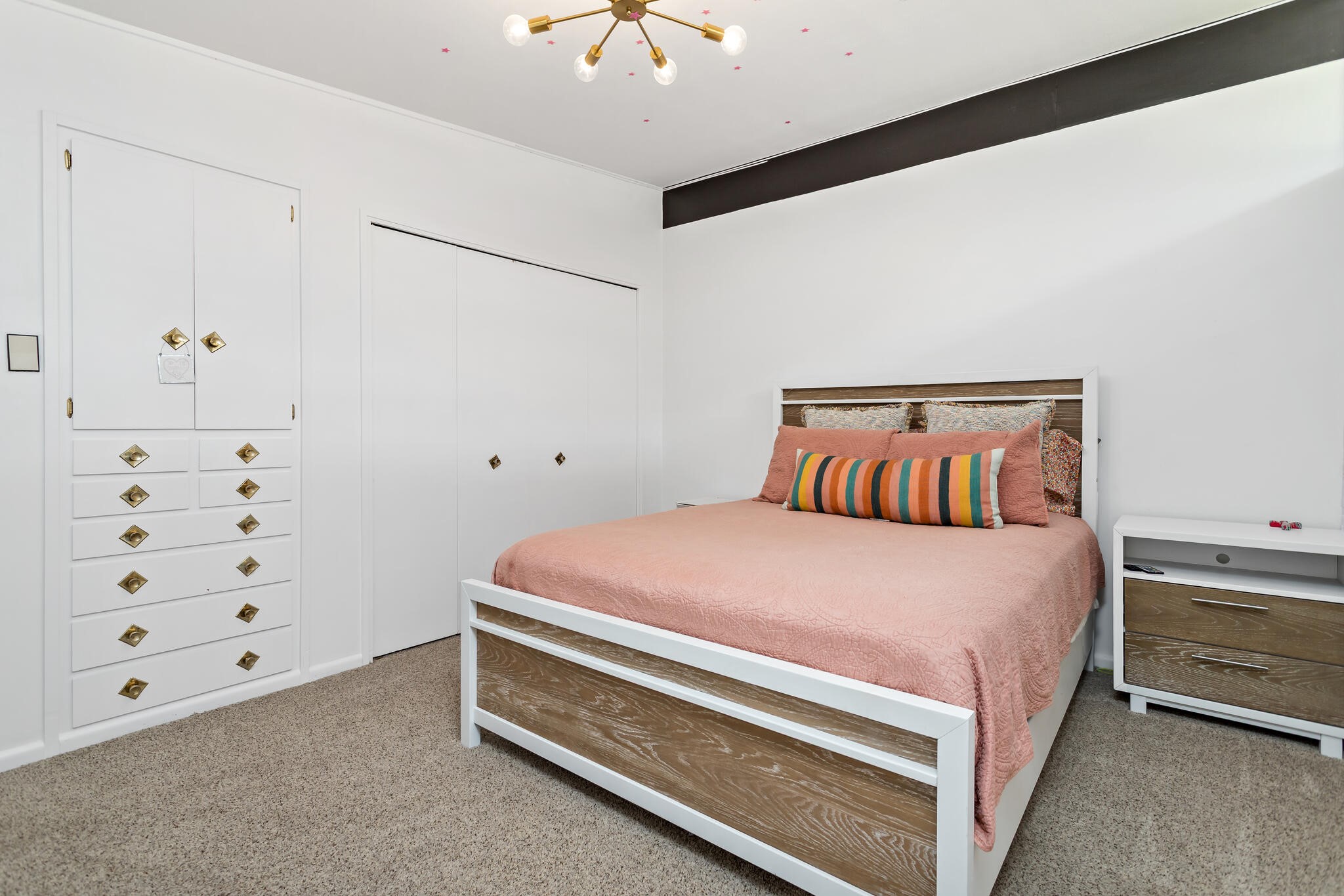 1240 Oakcrest Circle Property Photo 23