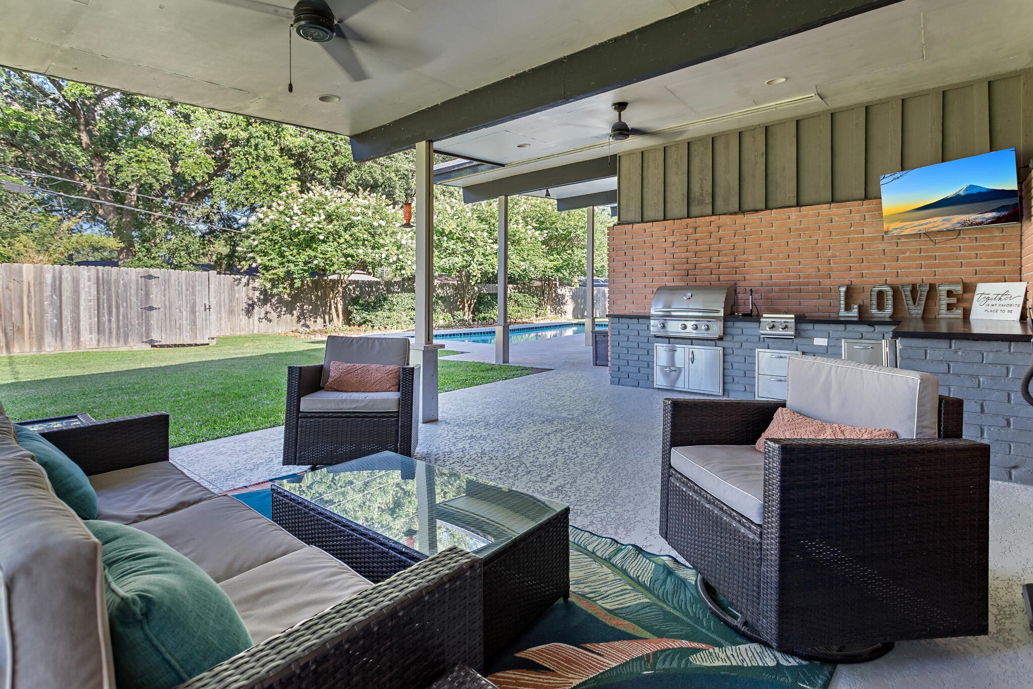 1240 Oakcrest Circle Property Photo 29