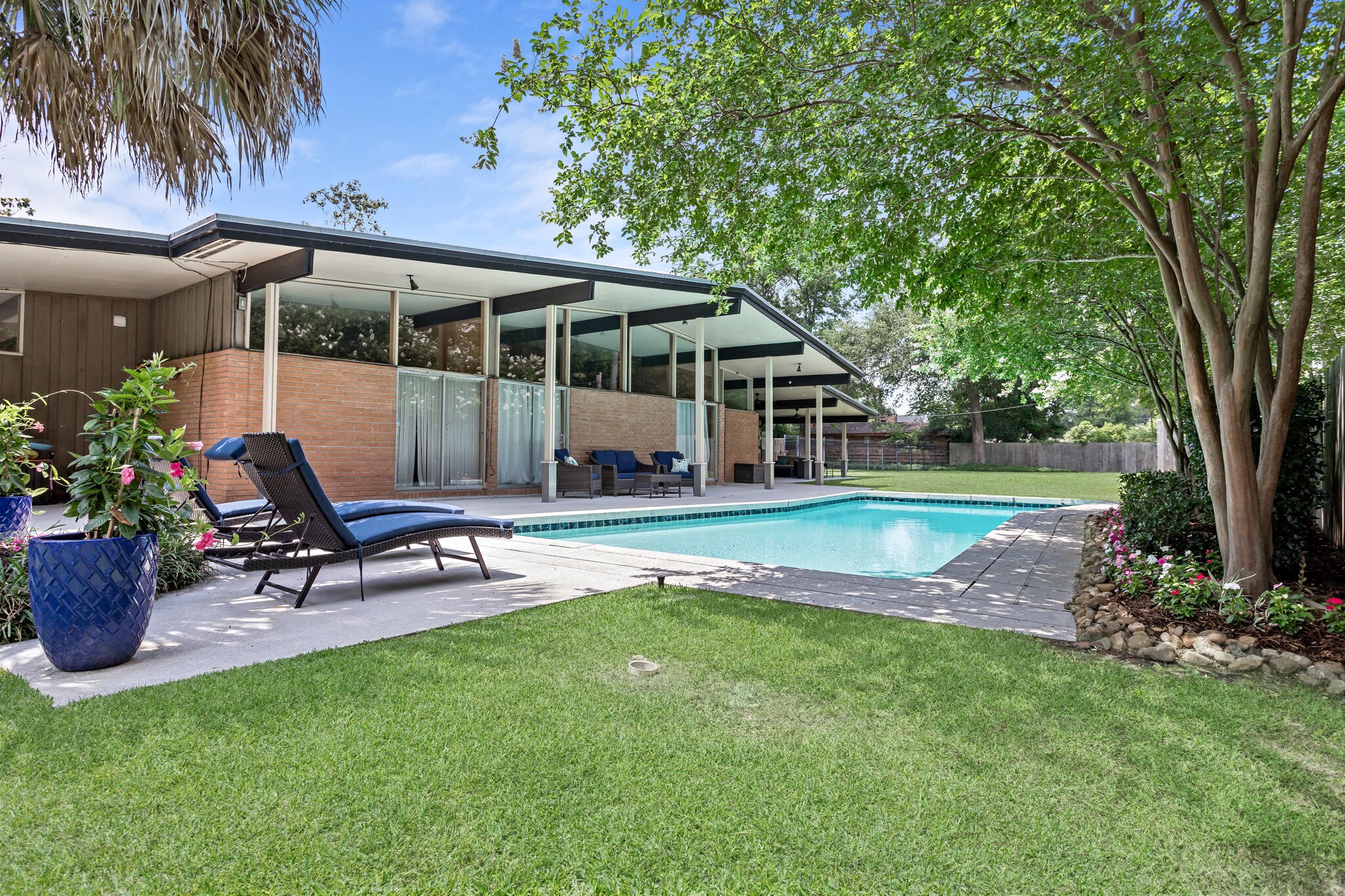 1240 Oakcrest Circle Property Photo 33