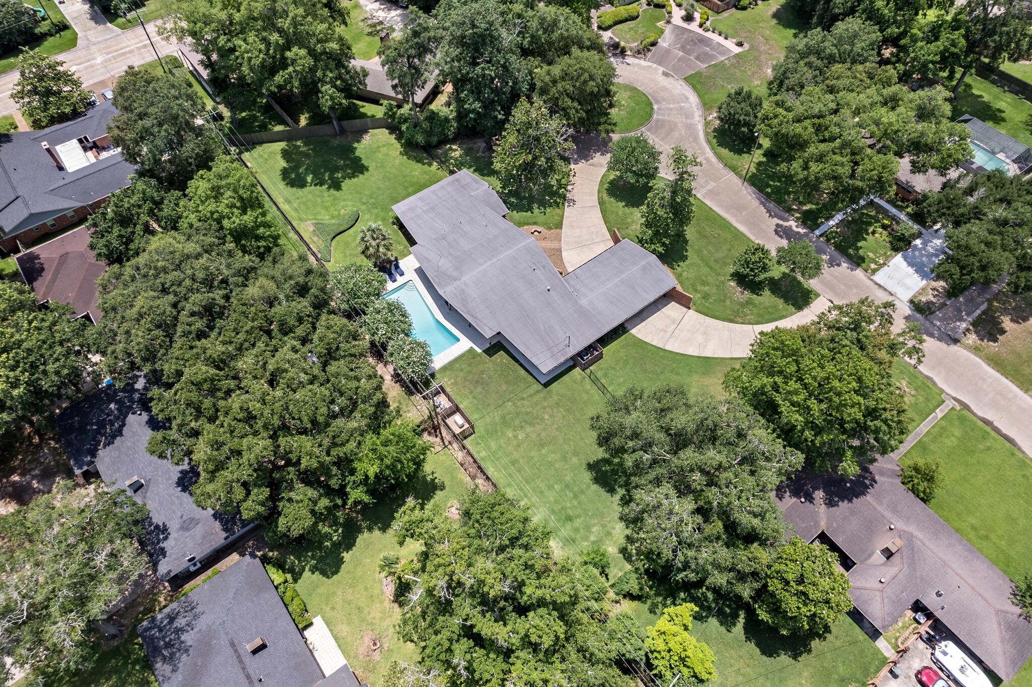 1240 Oakcrest Circle Property Photo 36