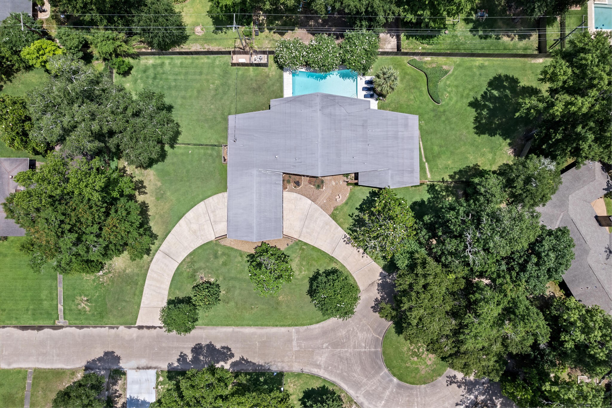 1240 Oakcrest Circle Property Photo 38