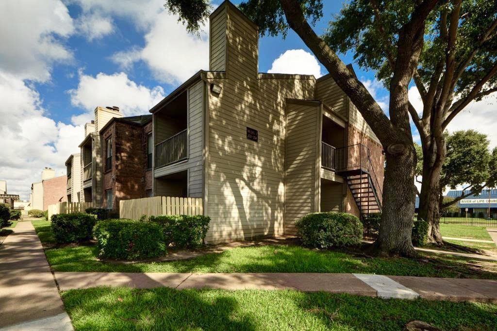 16111 Aspenglen Drive 306 Property Photo 1