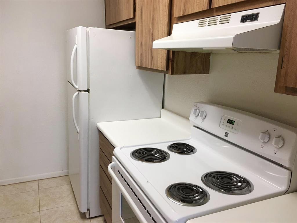 16111 Aspenglen Drive 306 Property Photo 6
