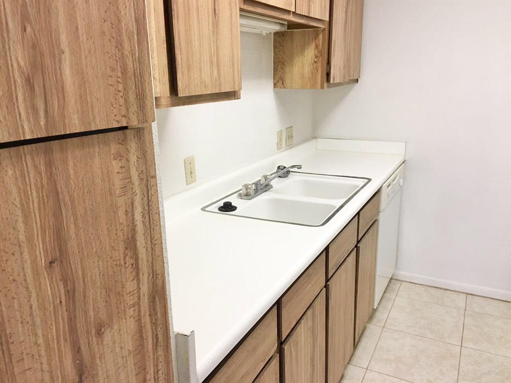 16111 Aspenglen Drive 306 Property Photo 7