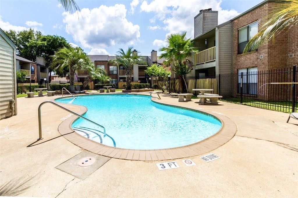 16111 Aspenglen Drive 306 Property Photo 10