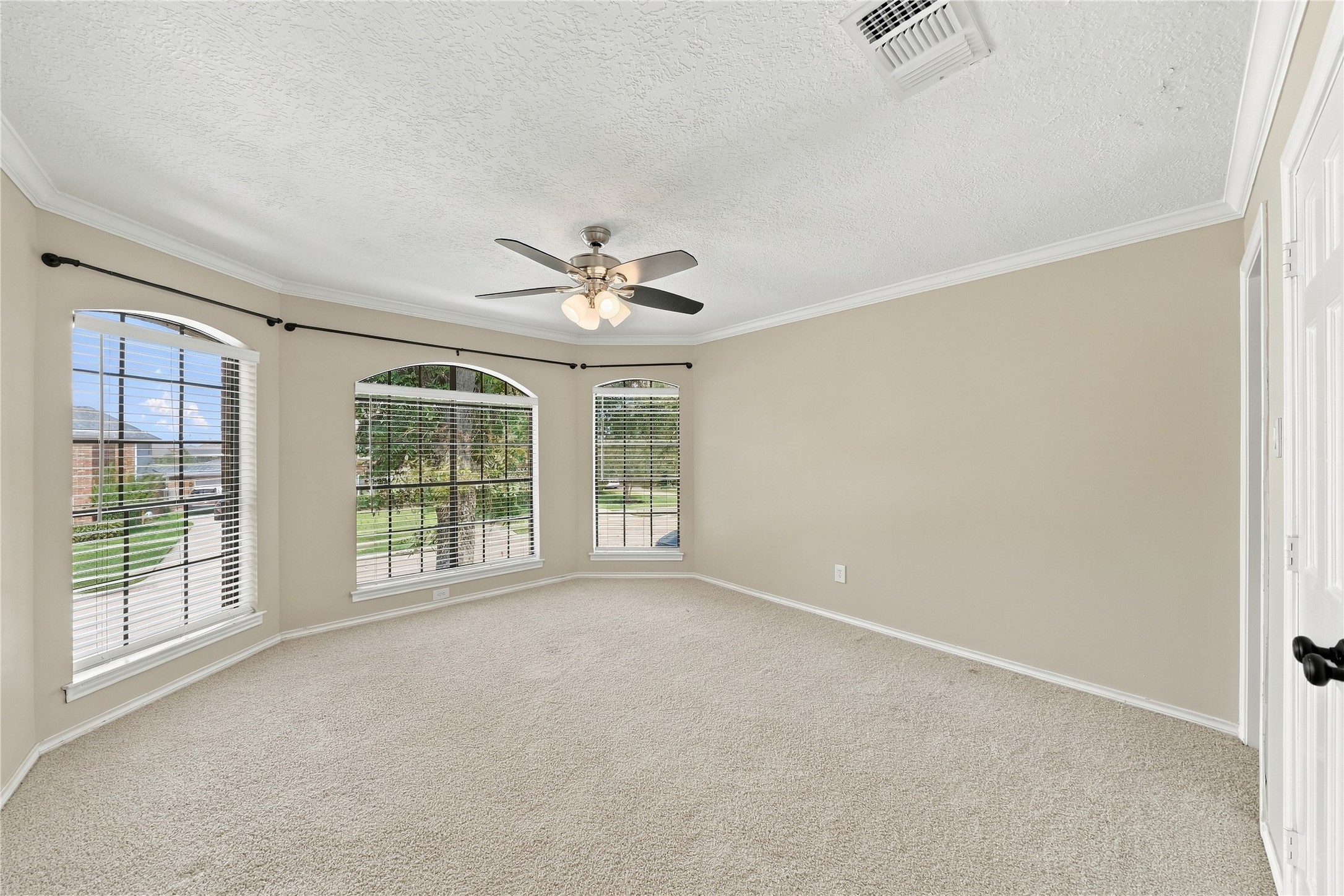 1207 Plantation Drive Property Photo 15
