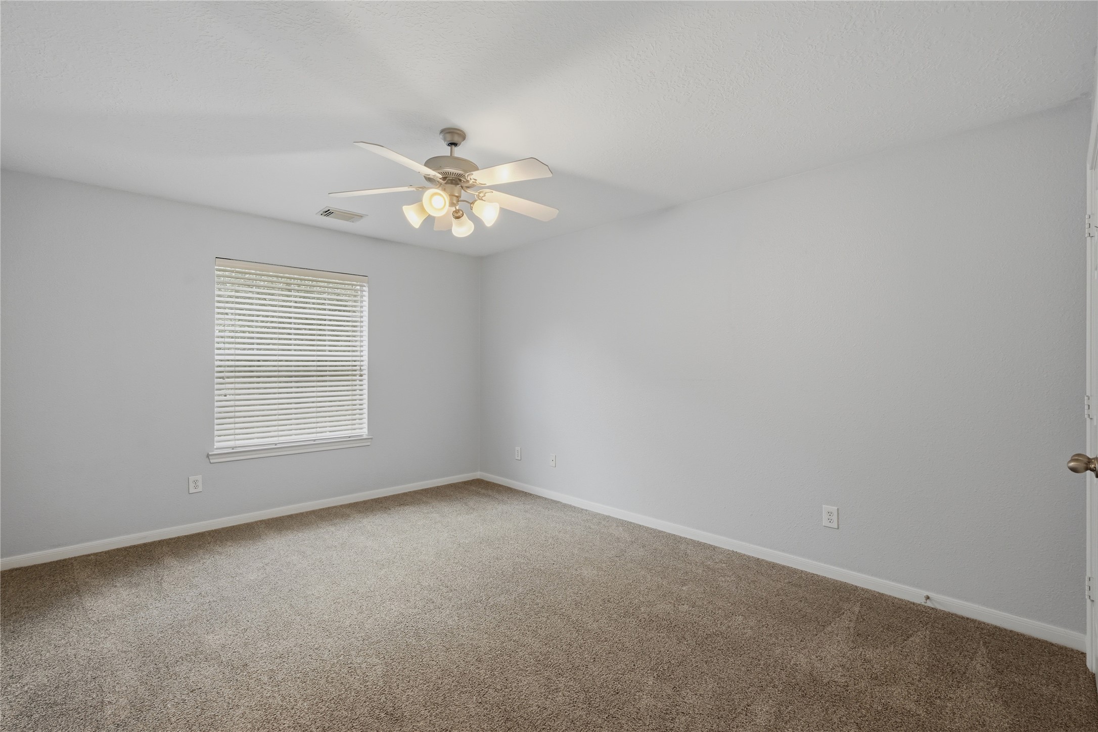 70 N Spinning Wheel Circle Property Photo 13