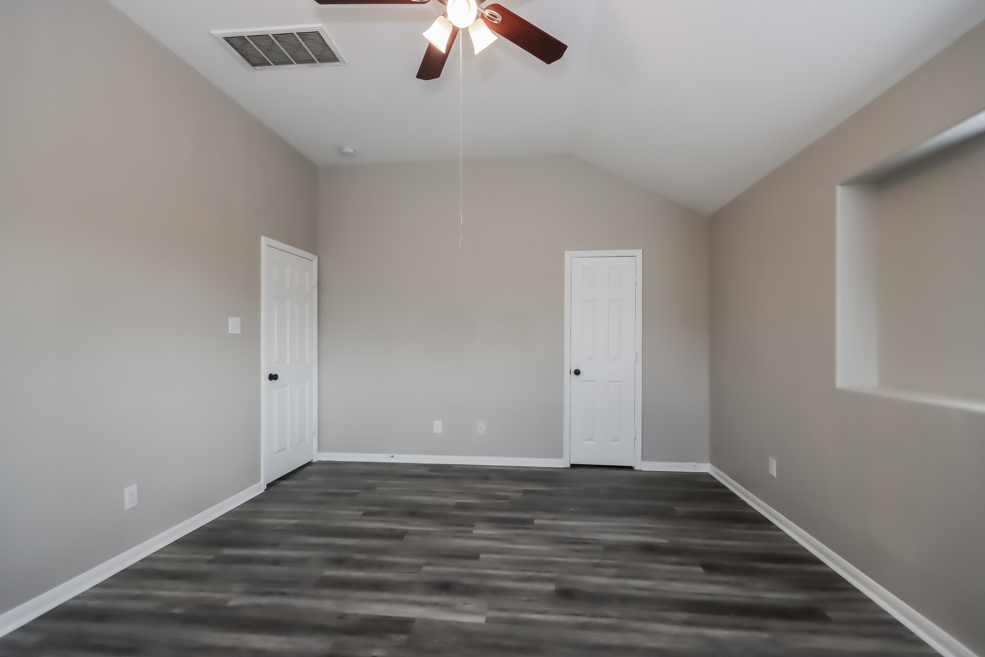 7215 Fox Scene Drive Property Photo 10