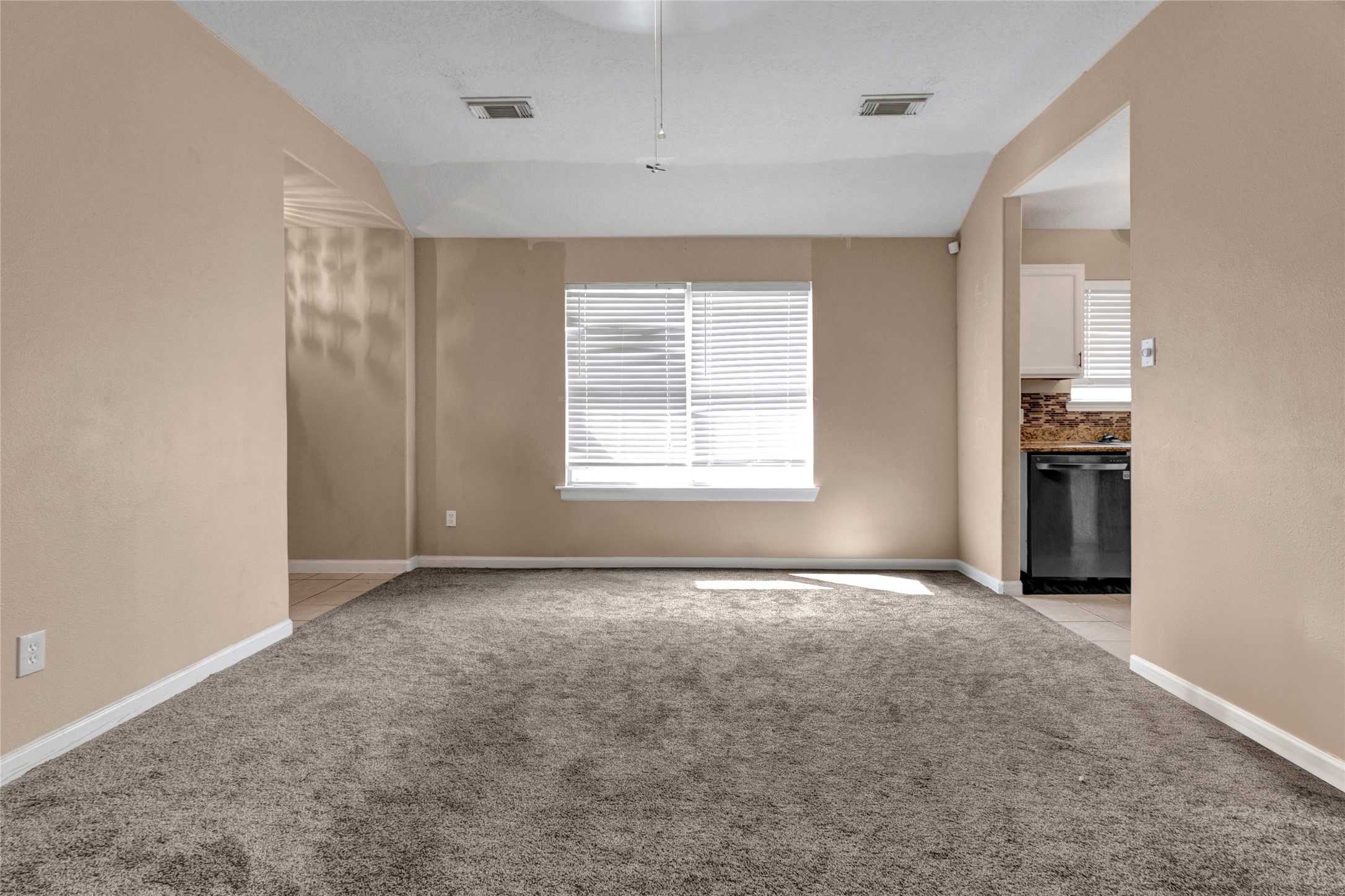 21818 Paril Creek Drive Property Photo 7