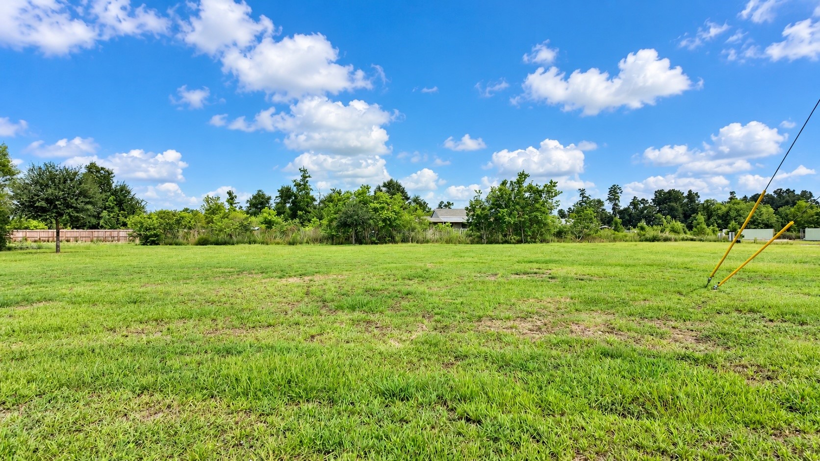 5707 5739 Property Photo 2
