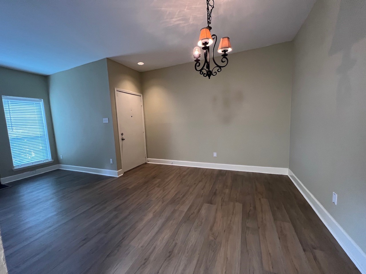 2025 Augusta Drive 807 Property Photo 10