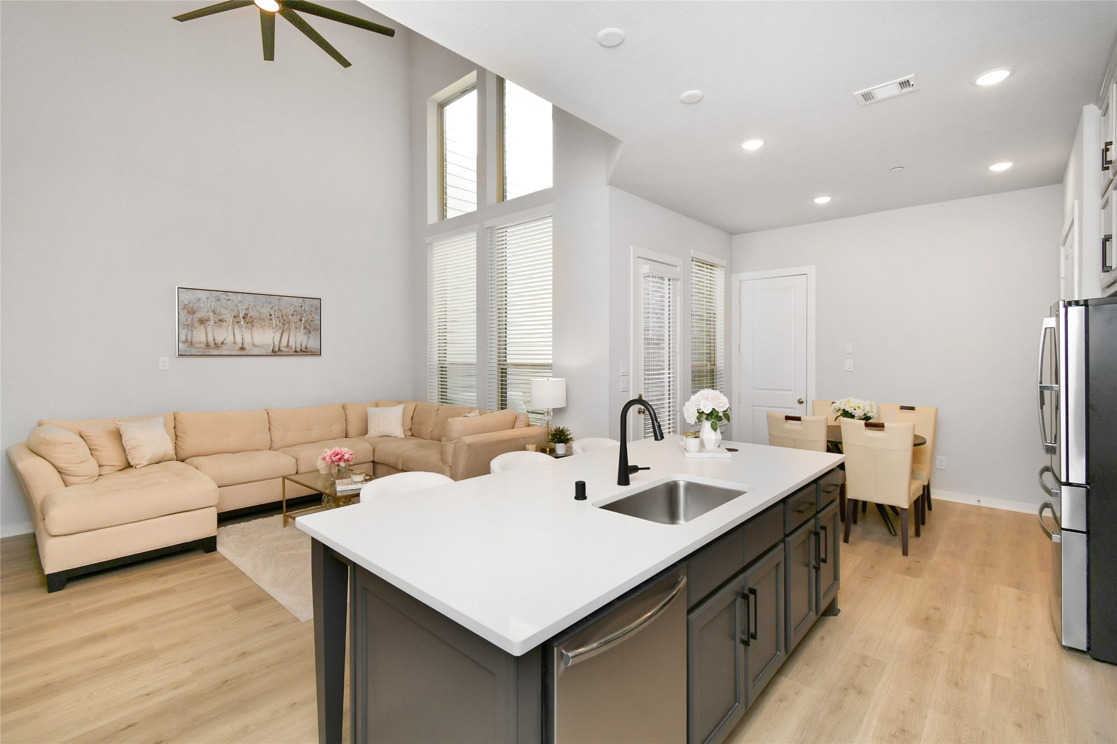 527 Cypress Valley Avenue Property Photo 8